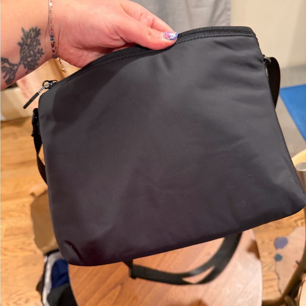 lululemon athletica Black Messenger Bag - Picture 6 of 8
